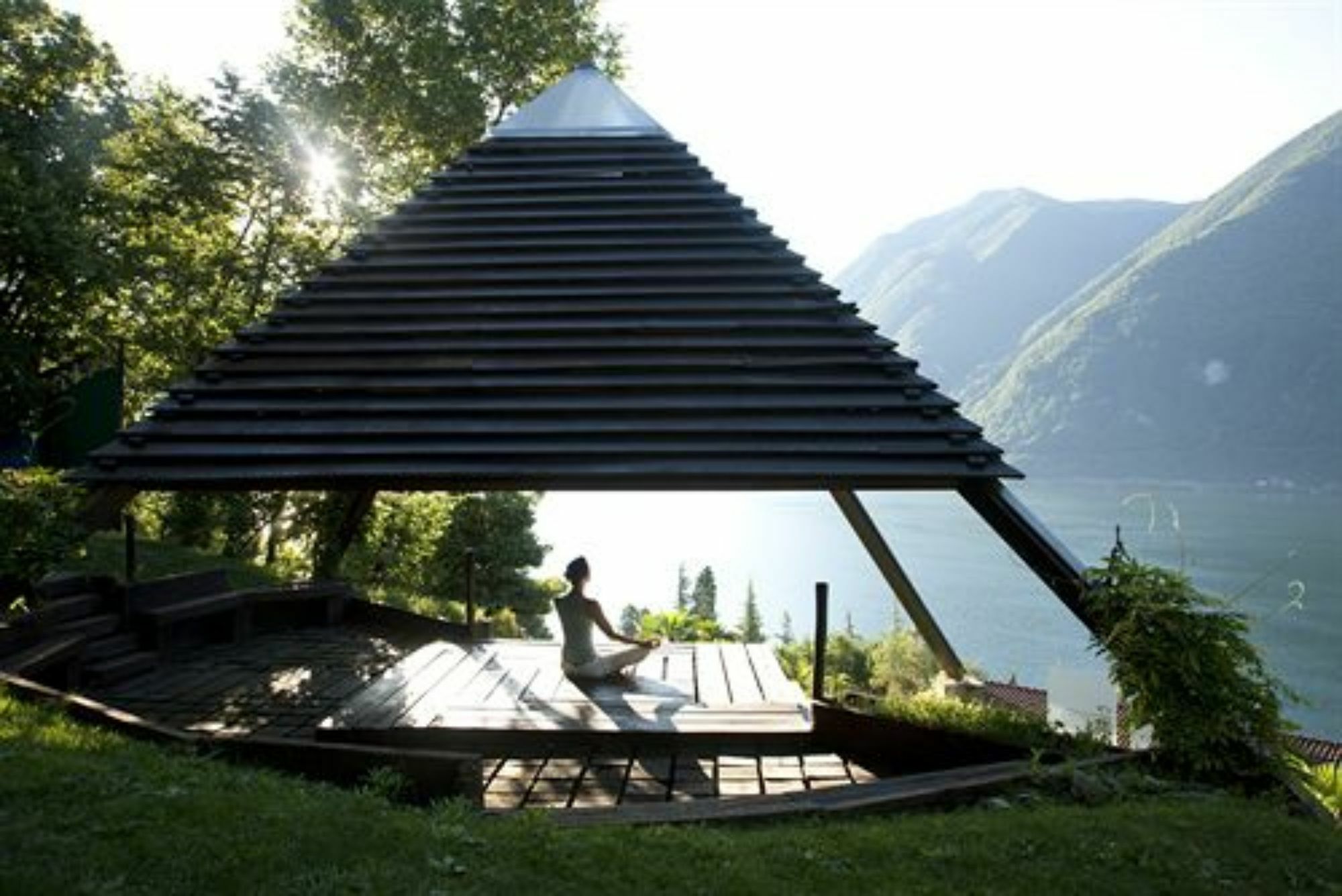 Dependence Del Parco Hotel Porlezza Exterior photo